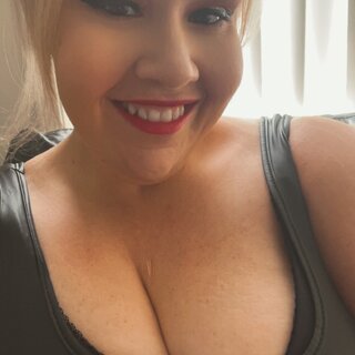 HollyLou